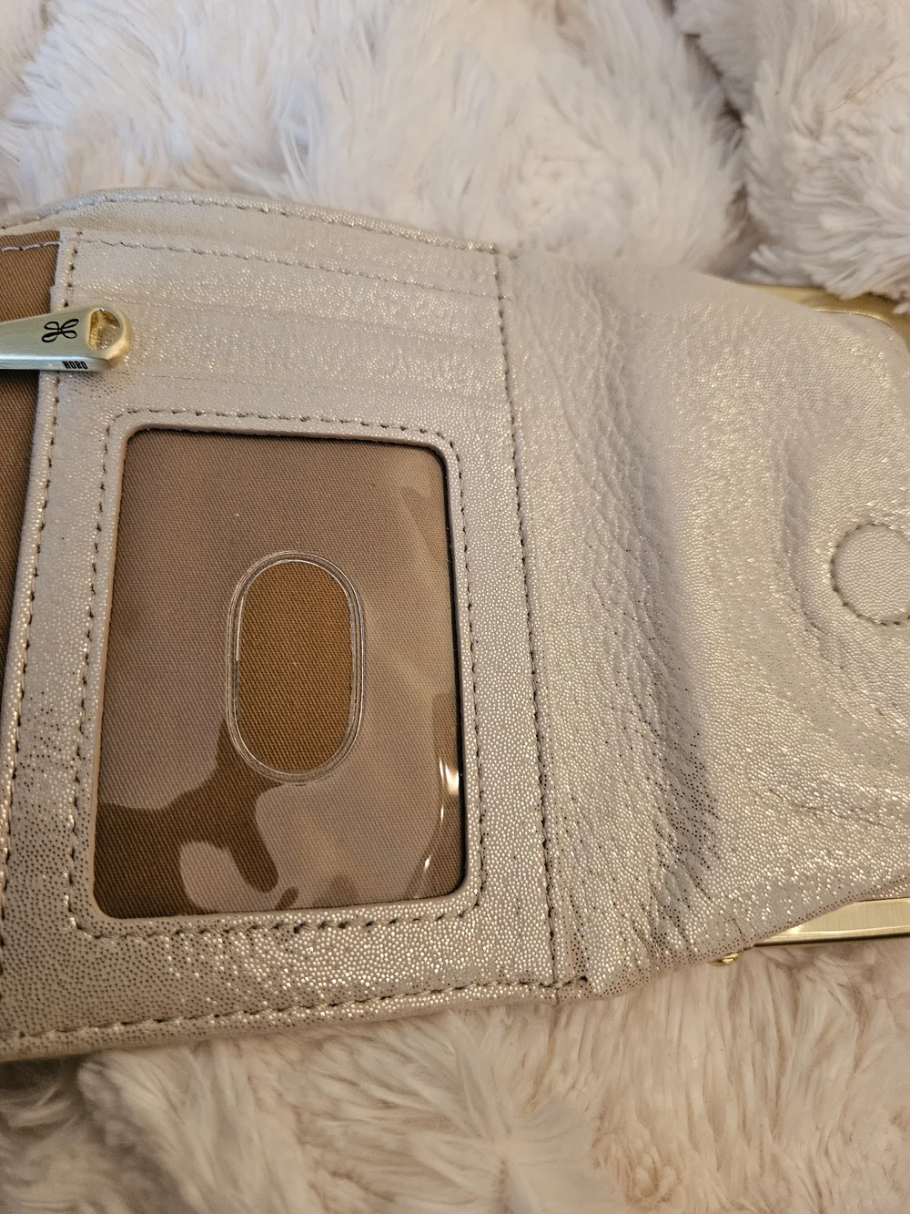 HOBO☆Robin Compact Wallet - Sand Shimmer